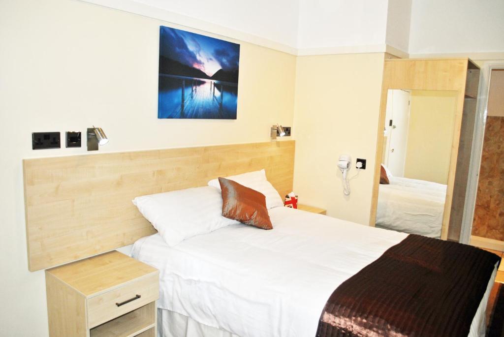 Grove End Hotel Watford  Phòng bức ảnh