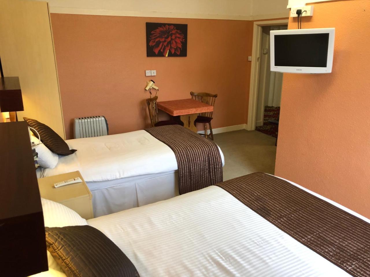 Grove End Hotel Watford  Ngoại thất bức ảnh